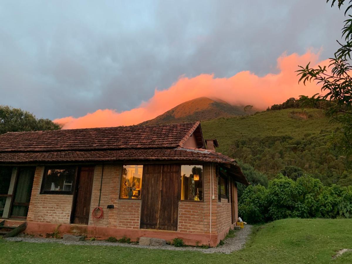 Delirius Hospedagem Itamonte Buitenkant foto